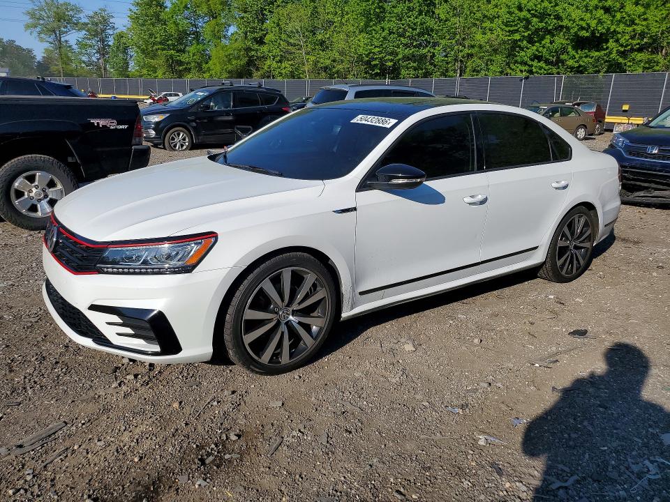 2018 Volkswagen Passat მანქანა იყიდება აუქციონზე, vin: 1VWJM7A34JC048706, აუქციონის ნომერი: 50432886