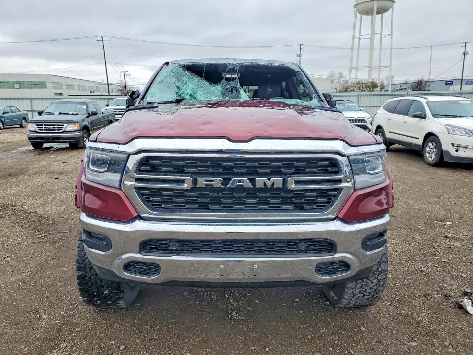48163996 :رقم المزاد ، 1C6SRFFT5NN194559 vin ، 2022 Ram 1500 مزاد بيع