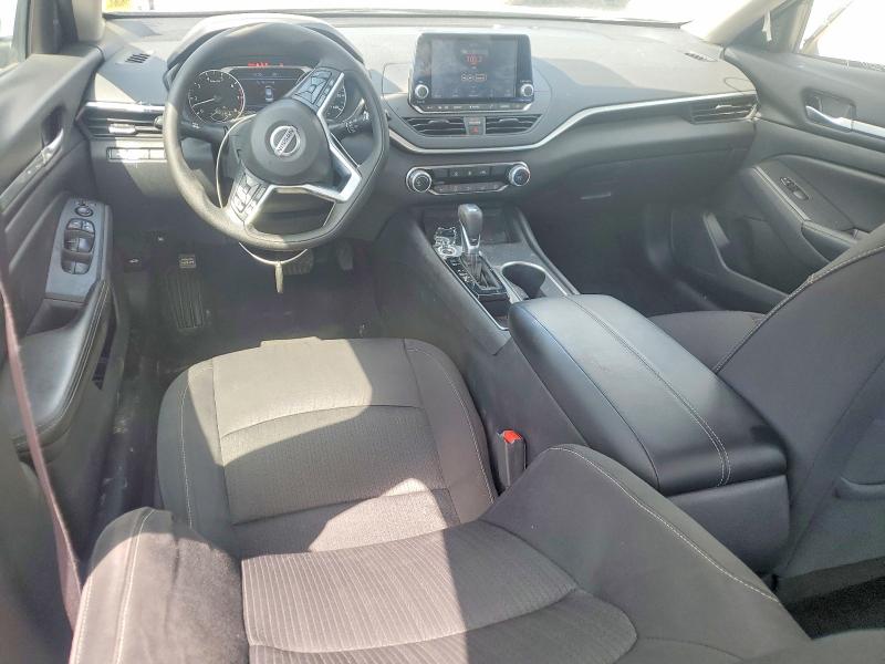 50527976 :رقم المزاد ، 1N4BL4DV4NN341320 vin ، 2022 Nissan Altima مزاد بيع