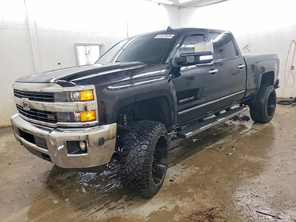 Auction sale of the 2015 Chevrolet Silverado, vin: 1GC1KWE8XFF108275, lot number: 51478636