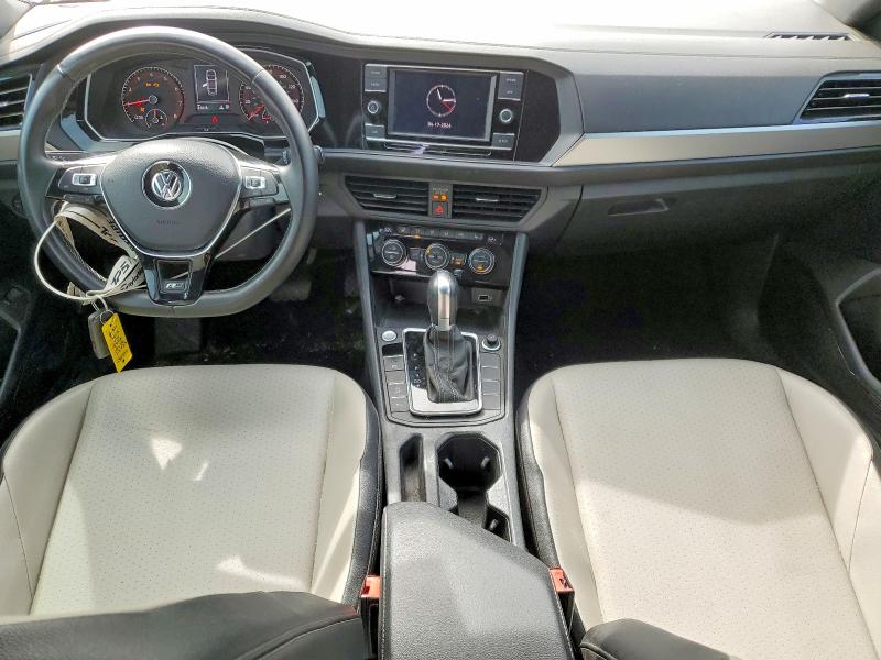 Продажа на аукционе авто 2019 Volkswagen Jetta, vin: 3VWC57BU8KM215422, номер лота: 50756926