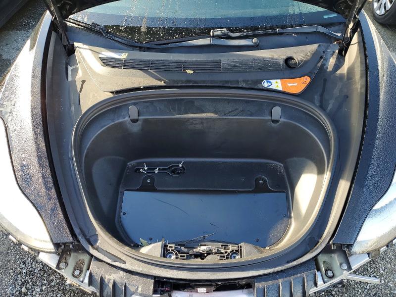 50509646 :رقم المزاد ، 5YJ3E1EAXJF018739 vin ، 2018 Tesla Model 3 مزاد بيع