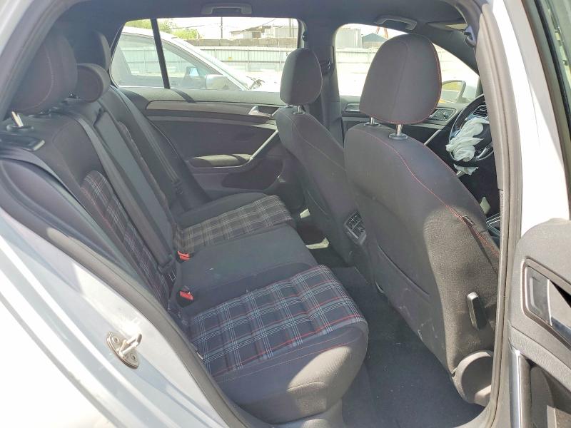 49972476 :رقم المزاد ، 3VW447AU8JM259606 vin ، 2018 Volkswagen Gti مزاد بيع