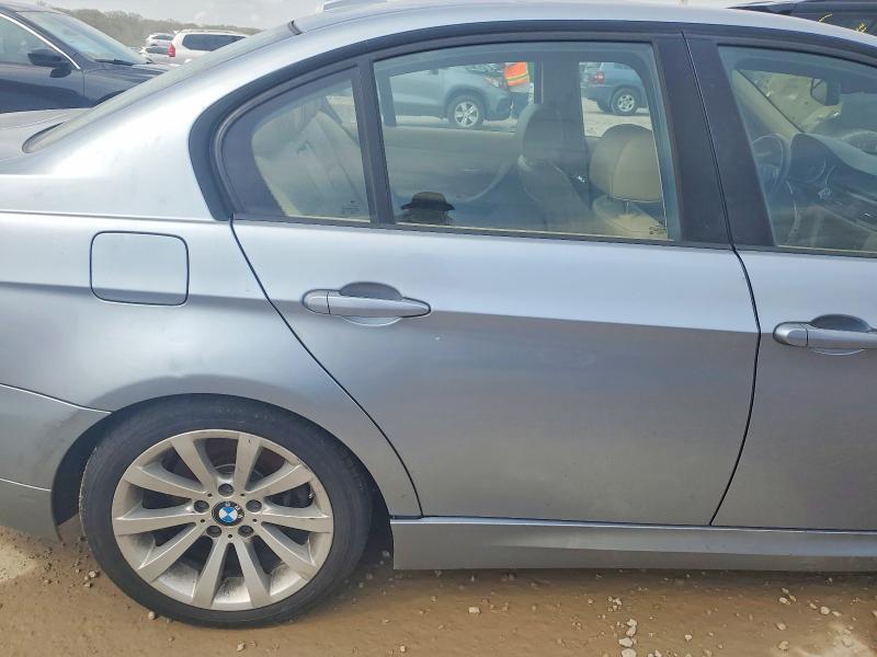 49468536 :رقم المزاد ، WBAPH7C5XBE850857 vin ، 2011 Bmw 328 مزاد بيع