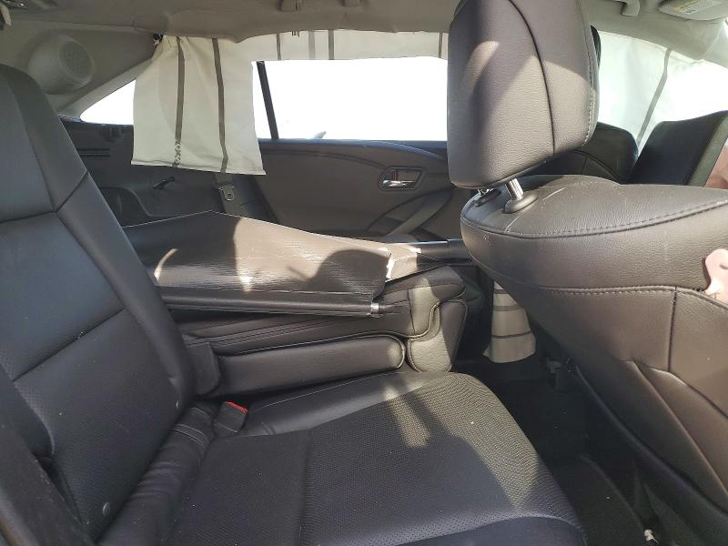 49099396 :رقم المزاد ، 5J8TB3H57JL002631 vin ، 2018 Acura Rdx مزاد بيع