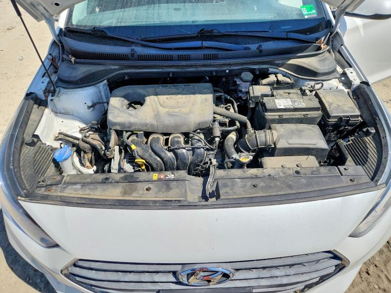 2018 Hyundai Accent მანქანა იყიდება აუქციონზე, vin: 3KPC24A39JE028427, აუქციონის ნომერი: 47798526