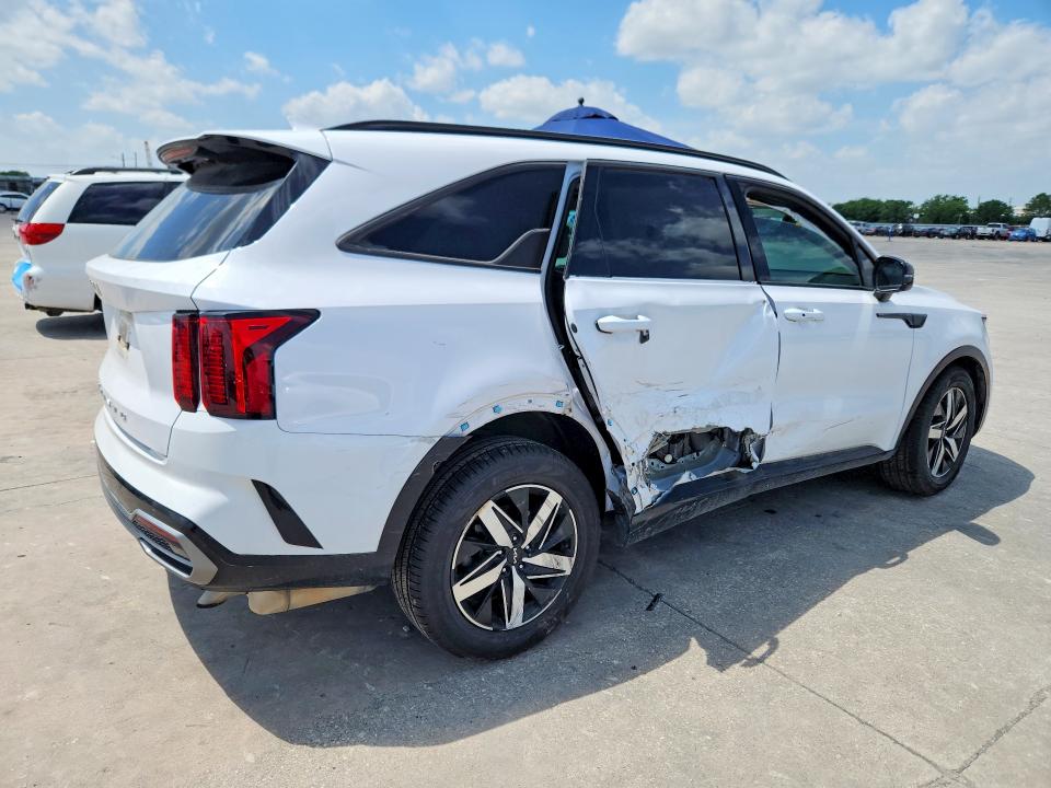 51276266 :رقم المزاد ، 5XYRL4LCXNG123432 vin ، 2022 Kia Sorento مزاد بيع