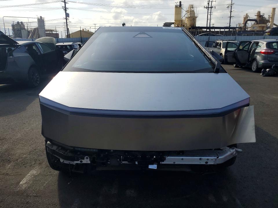 50254976 :رقم المزاد ، 7G2CEHED5RA049423 vin ، 2024 Tesla Cybertruck مزاد بيع