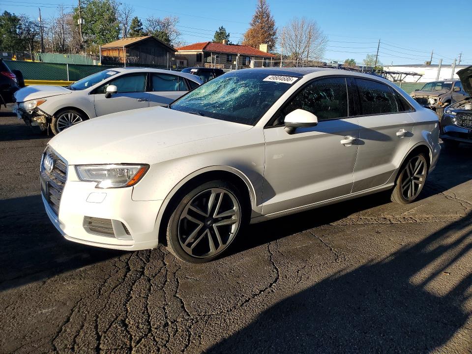 49804686 :رقم المزاد ، WAUAUGFF5J1094527 vin ، 2018 Audi A3 مزاد بيع
