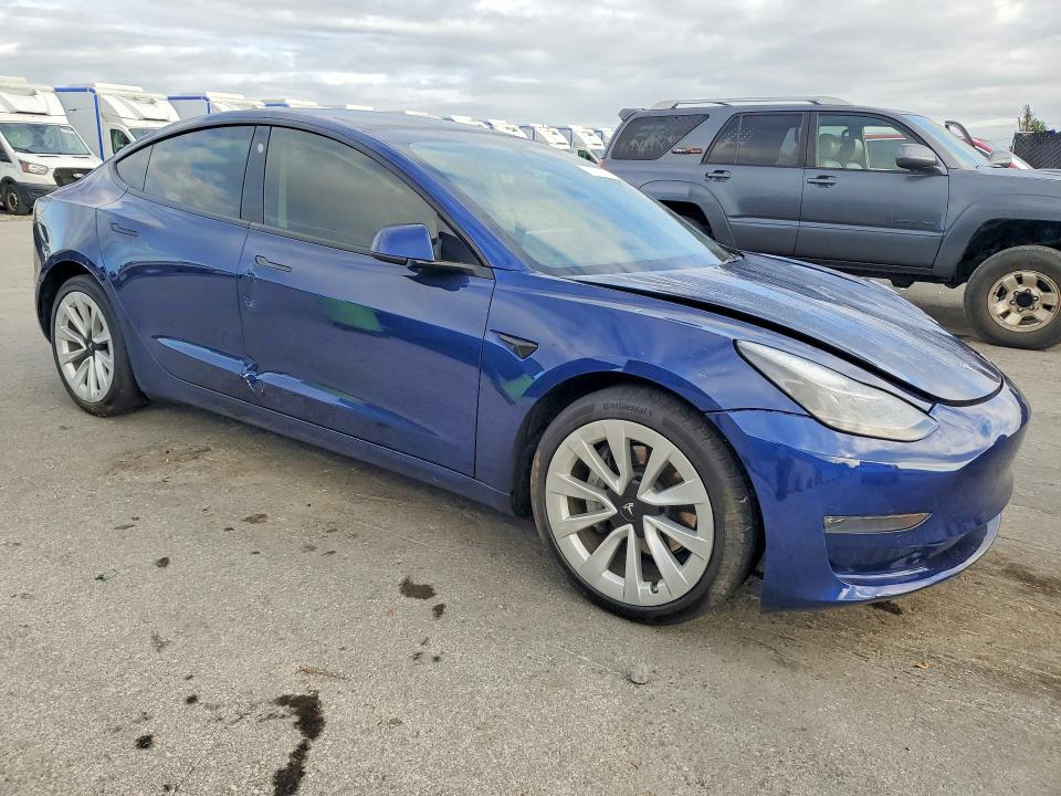 Продаж на аукціоні авто 2022 Tesla Model 3, vin: 5YJ3E1EB0NF205258, номер лоту: 51339126