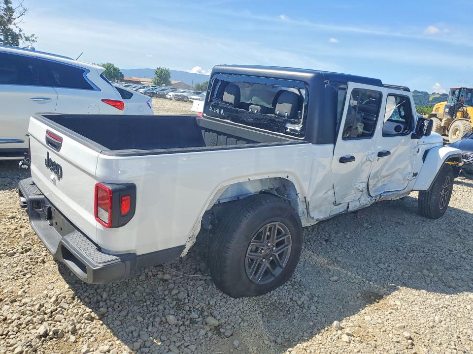Продаж на аукціоні авто 2024 Jeep Gladiator, vin: 1C6HJTAG2RL105817, номер лоту: 51021026