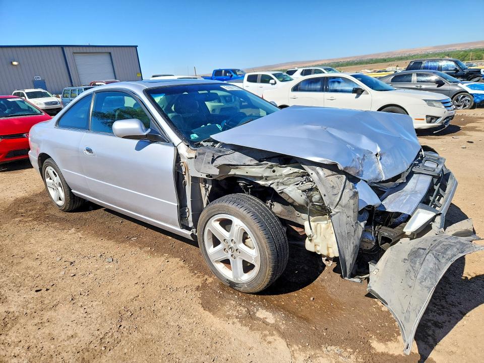 51001166 :رقم المزاد ، 19UYA42601A033246 vin ، 2001 Acura 3.2cl مزاد بيع