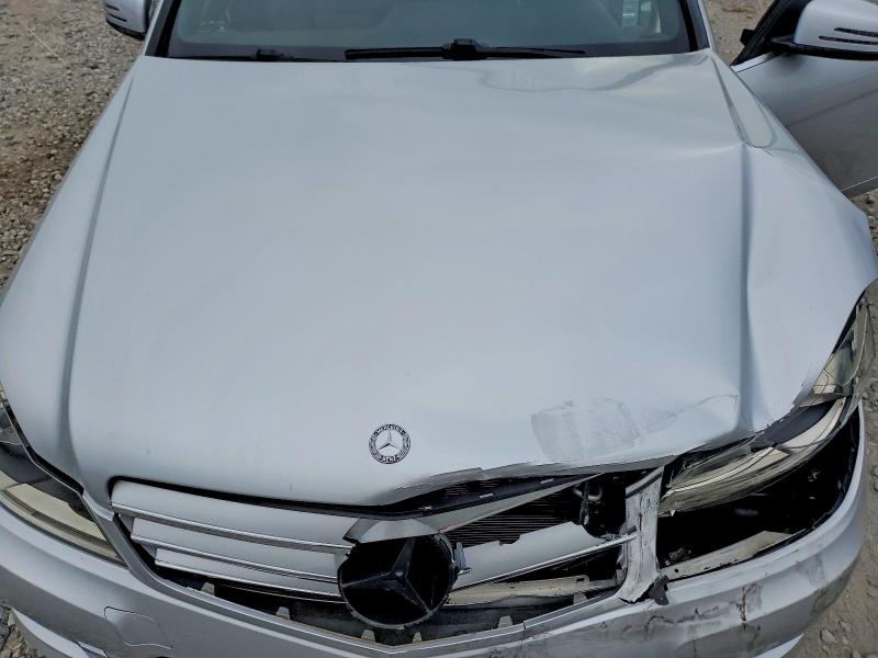 Продаж на аукціоні авто 2013 Mercedes-benz C, vin: WDDGF5HB8DA832661, номер лоту: 49781076