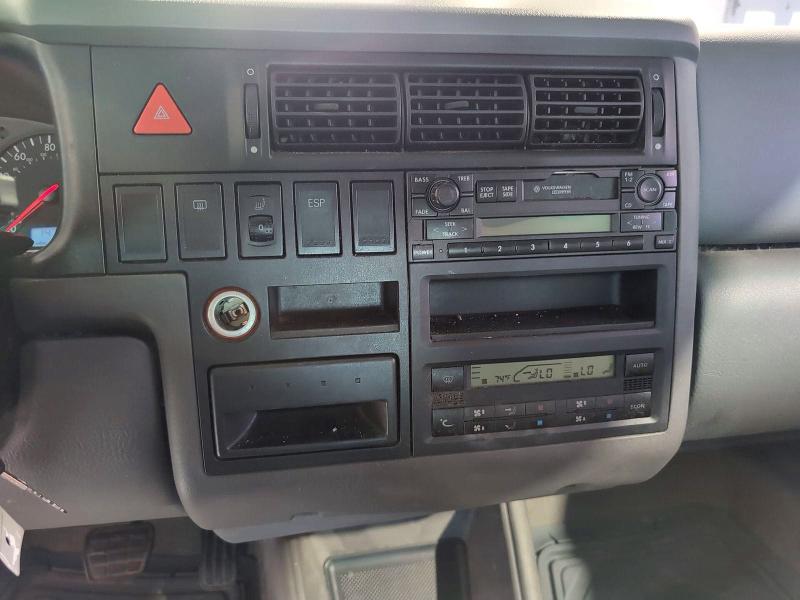 Продаж на аукціоні авто 2002 Volkswagen Eurovan, vin: WV2KB47042H065049, номер лоту: 50971676