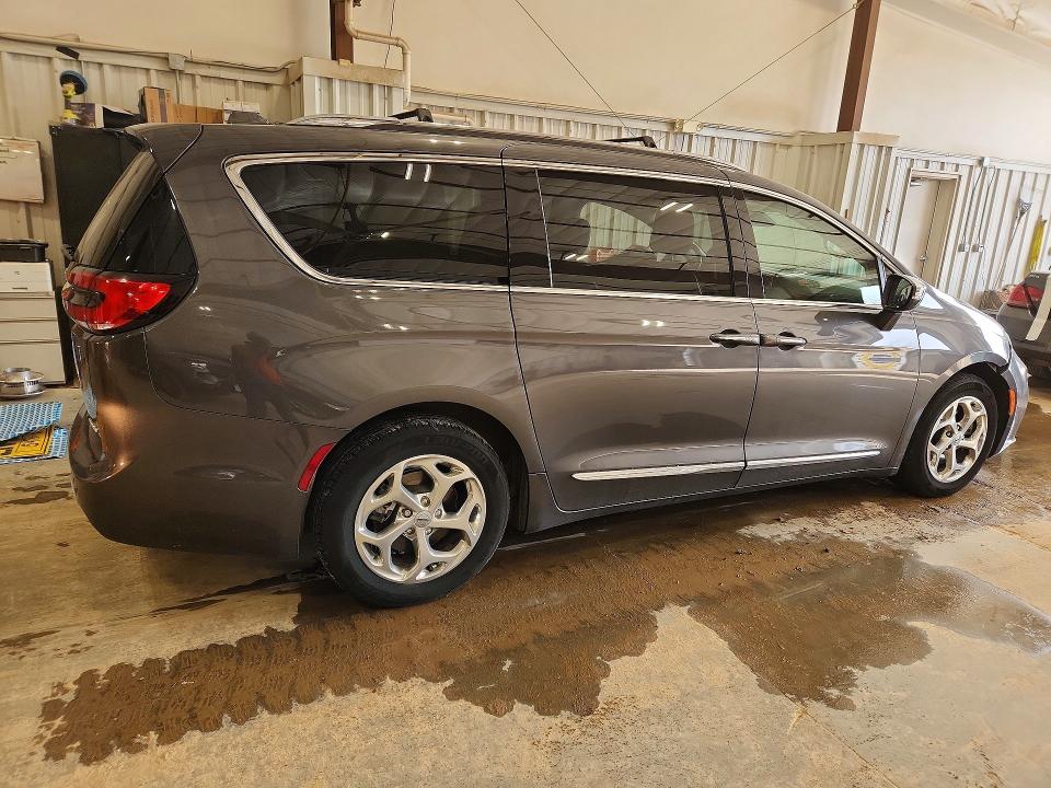 48705076 :رقم المزاد ، 2C4RC1S72MR510795 vin ، 2021 Chrysler Pacifica مزاد بيع