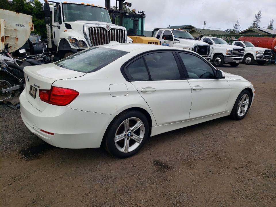 Продаж на аукціоні авто 2015 Bmw 320, vin: WBA3B1C54FK141605, номер лоту: 49026496