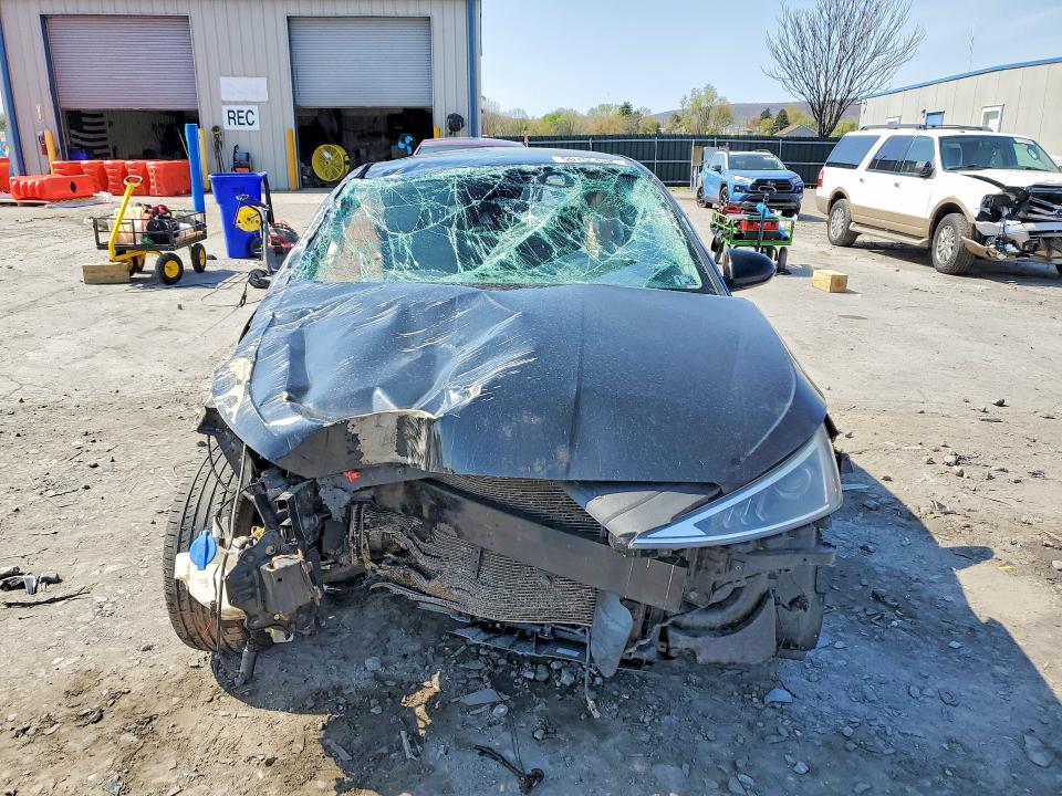 50705006 :رقم المزاد ، KMHD84LF4KU848777 vin ، 2019 Hyundai Elantra مزاد بيع