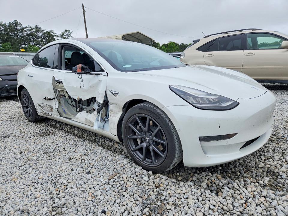 Продаж на аукціоні авто 2018 Tesla Model 3, vin: 5YJ3E1EA1JF023120, номер лоту: 51485256
