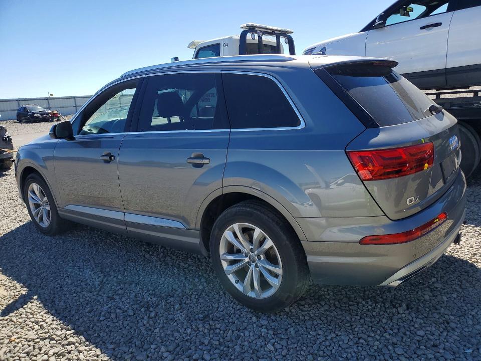 Продажа на аукционе авто 2017 Audi Q7, vin: WA1LAAF76HD026539, номер лота: 47986646