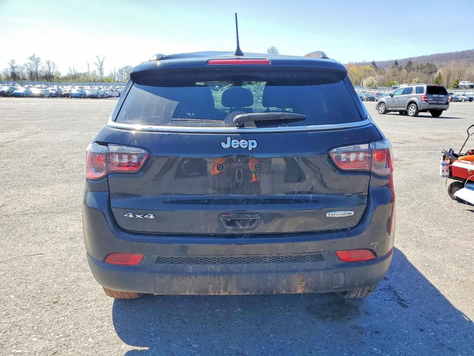 Продажа на аукционе авто 2023 Jeep Compass, vin: 3C4NJDFN8PT517489, номер лота: 49147296