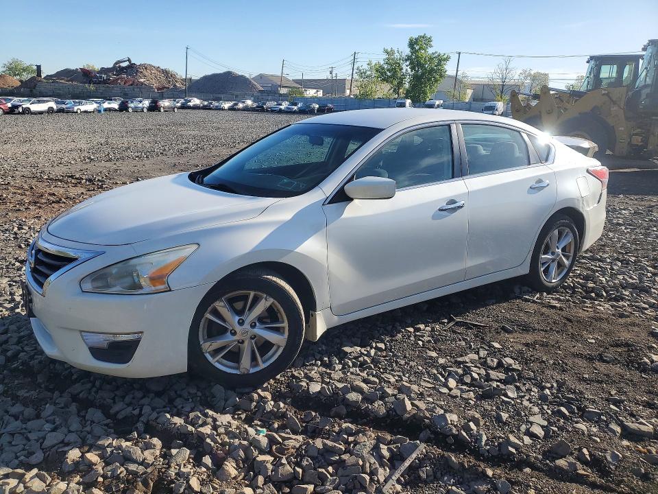 Auction sale of the 2014 Nissan Altima, vin: 1N4AL3AP5EC133745, lot number: 51636956