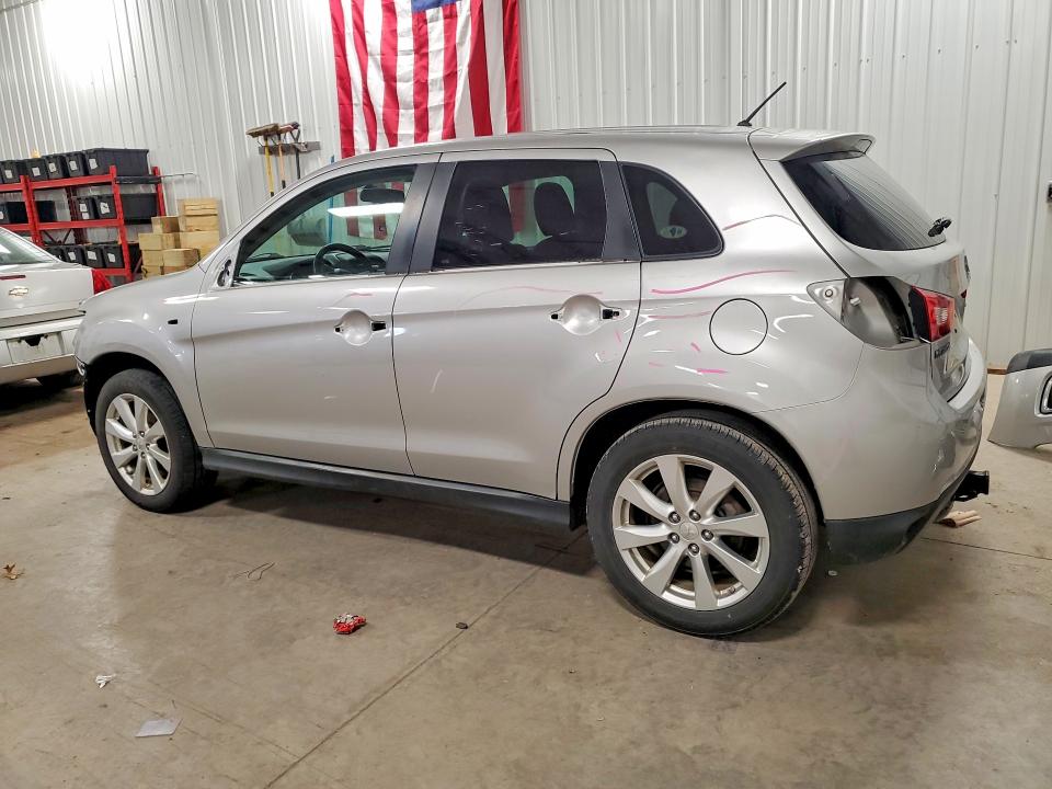 Продажа на аукционе авто 2015 Mitsubishi Outlander Sport, vin: 4A4AR3AU0FE018726, номер лота: 49710186