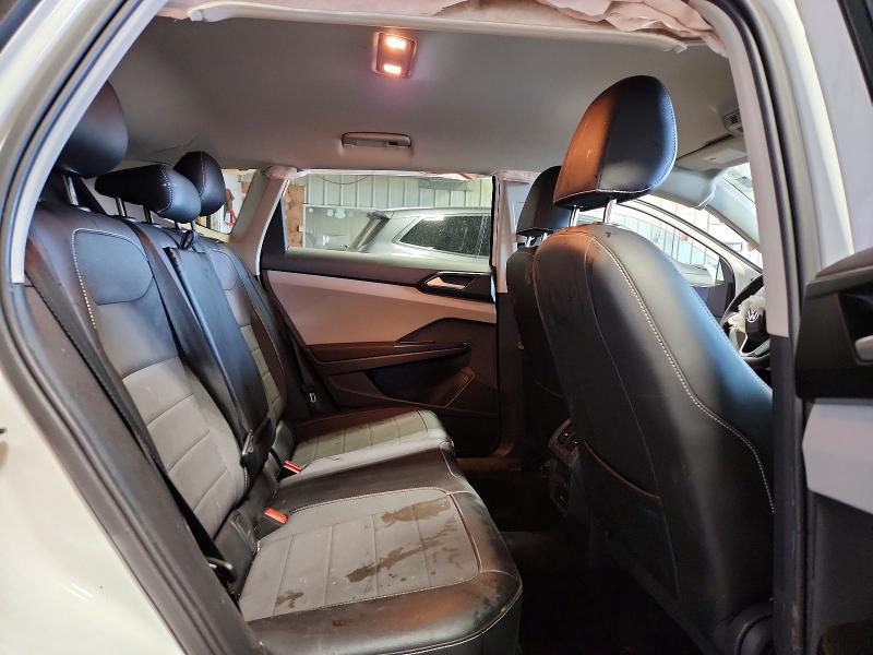 51202466 :رقم المزاد ، 3VVYX7B23NM021114 vin ، 2022 Volkswagen Taos مزاد بيع