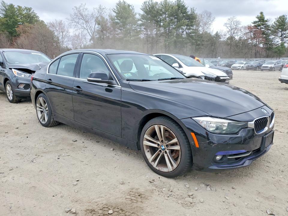 49893116 :رقم المزاد ، WBA8D9C3XHA011835 vin ، 2017 Bmw 330 مزاد بيع