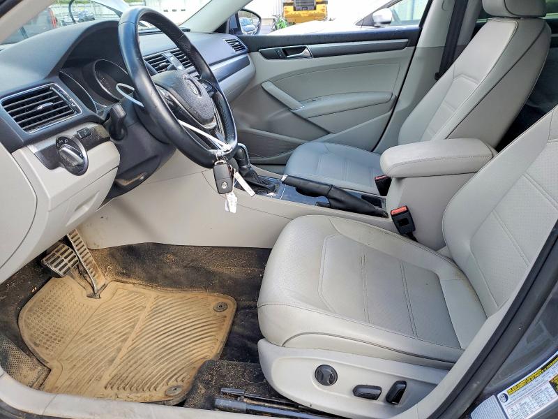 Продажа на аукционе авто 2017 Volkswagen Passat, vin: 1VWDT7A3XHC063348, номер лота: 50454866