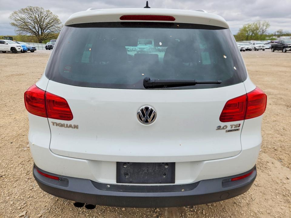 51336516 :رقم المزاد ، WVGBV7AX9FW579635 vin ، 2015 Volkswagen Tiguan مزاد بيع