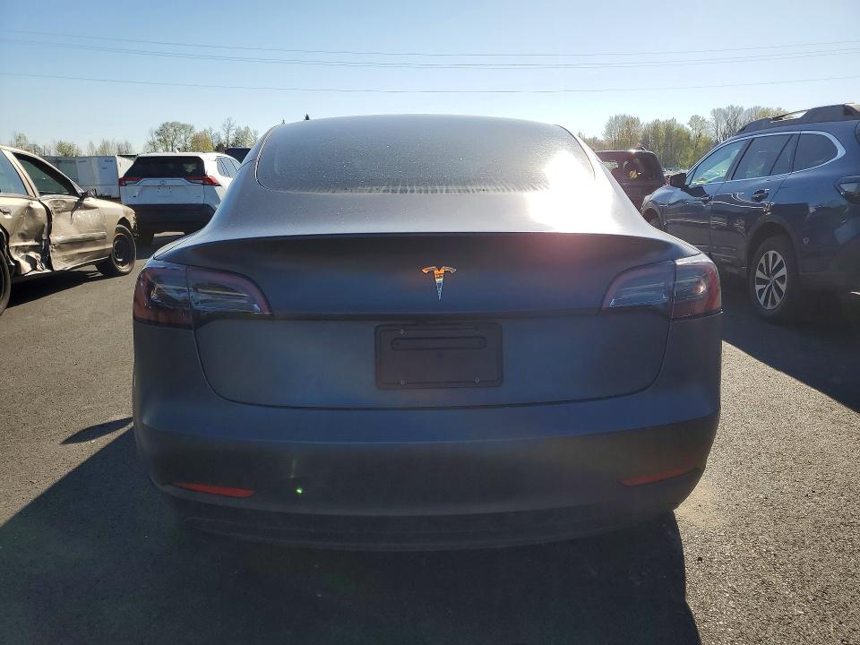 2023 Tesla Model 3 მანქანა იყიდება აუქციონზე, vin: 5YJ3E1EA3PF705831, აუქციონის ნომერი: 48678396