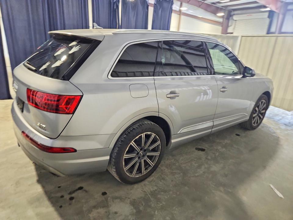 50723436 :رقم المزاد ، WA1LAAF74HD004975 vin ، 2017 Audi Q7 مزاد بيع
