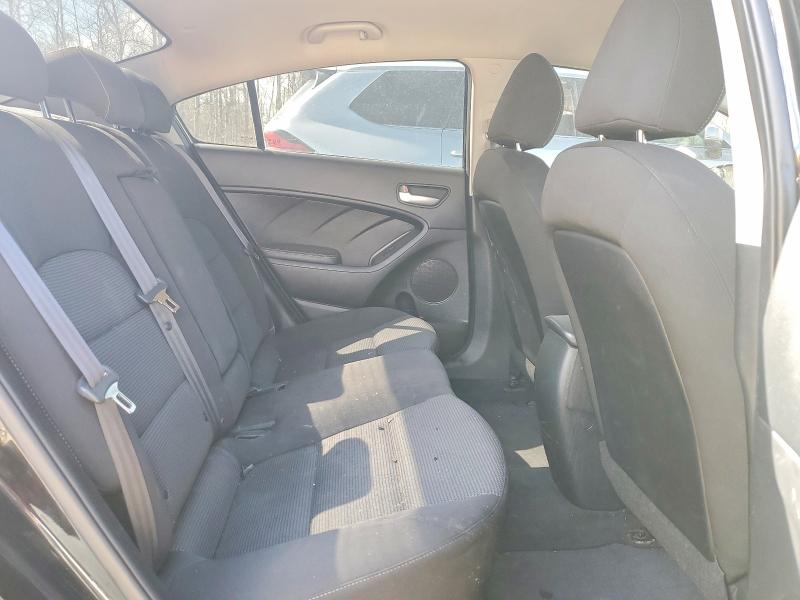 51440406 :رقم المزاد ، 3KPFK4A77JE163681 vin ، 2018 Kia Forte مزاد بيع