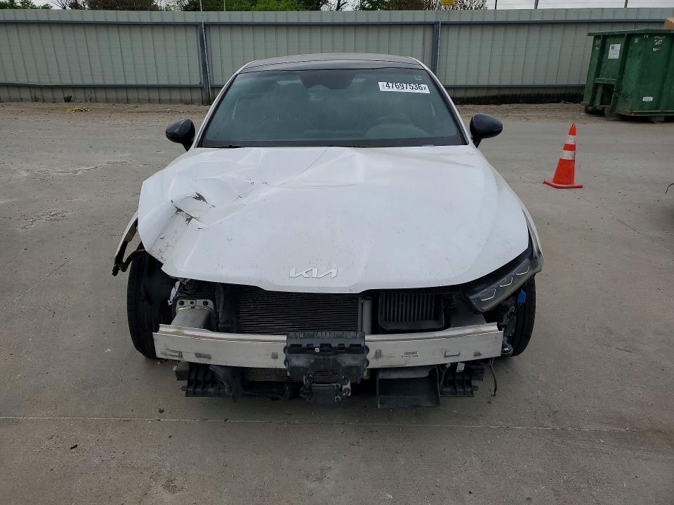 47697536 :رقم المزاد ، 5XXG64J25NG104638 vin ، 2022 Kia K5 مزاد بيع