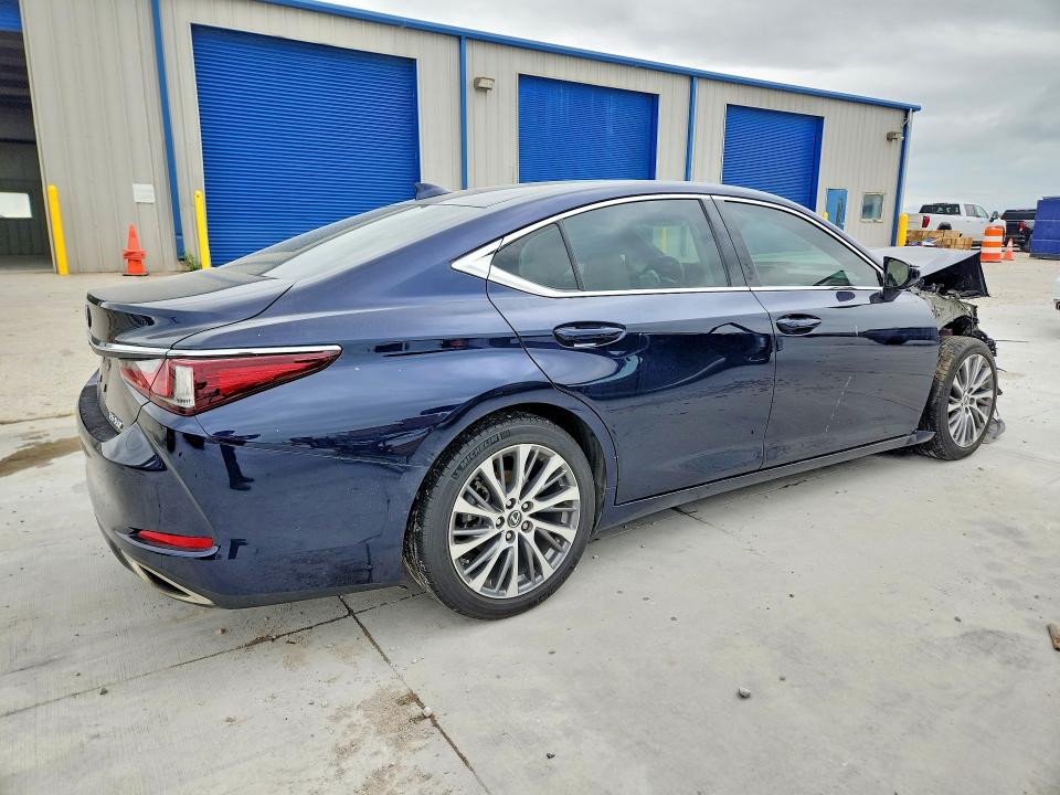 Продажа на аукционе авто 2020 Lexus Es, vin: 58ADZ1B19LU072612, номер лота: 49685146
