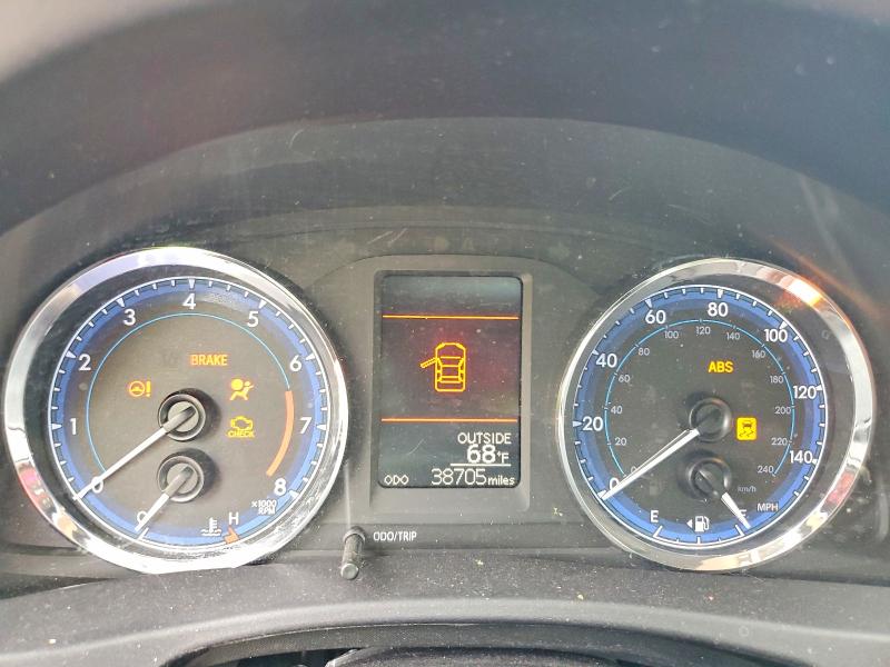 Продаж на аукціоні авто 2018 Toyota Corolla, vin: 2T1BURHE9JC970647, номер лоту: 50058326