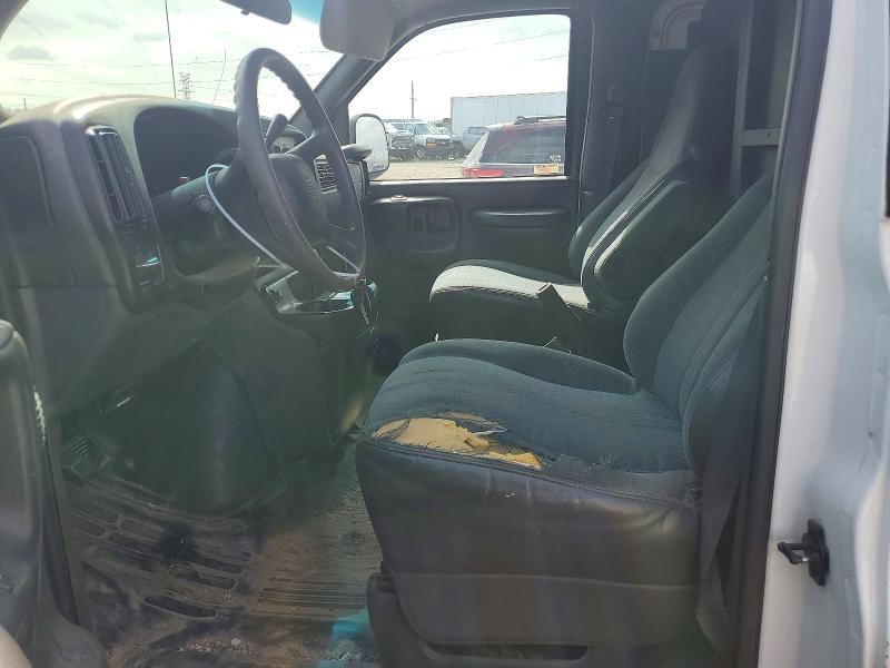 2002 Chevrolet Express G1500 მანქანა იყიდება აუქციონზე, vin: 1GCFG15R121183618, აუქციონის ნომერი: 49879606
