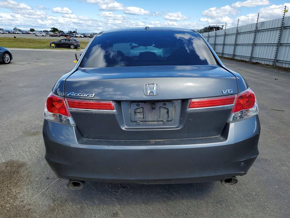 2011 Honda Accord მანქანა იყიდება აუქციონზე, vin: 1HGCP3F84BA027045, აუქციონის ნომერი: 50005726