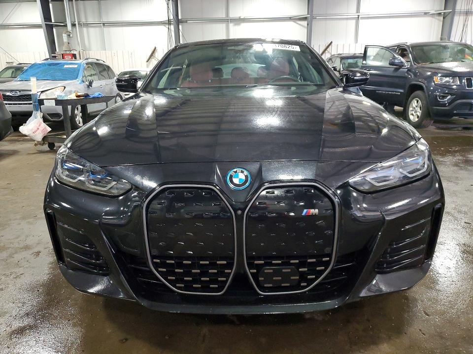 51370826 :رقم المزاد ، WBY33AW00RFR51910 vin ، 2024 Bmw I4 مزاد بيع