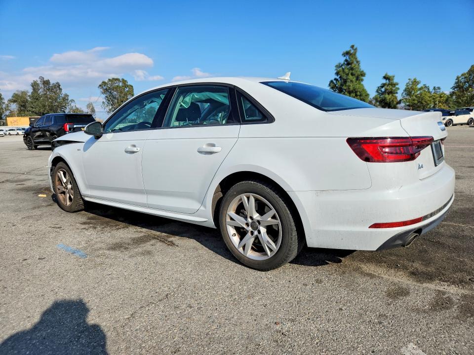 48015906 :رقم المزاد ، WAUKMAF4XJA210403 vin ، 2018 Audi A4 مزاد بيع