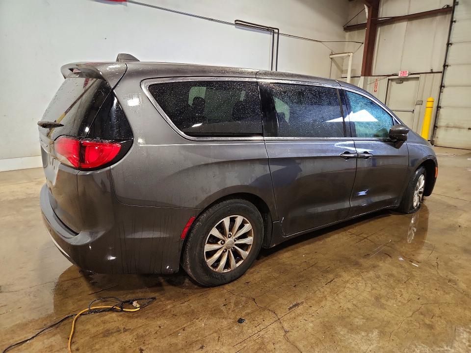 Продаж на аукціоні авто 2018 Chrysler Pacifica, vin: 2C4RC1FGXJR278890, номер лоту: 51502426