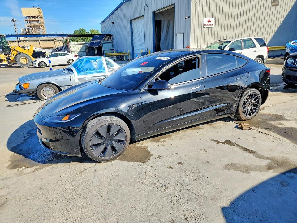 2025 Tesla Model 3 მანქანა იყიდება აუქციონზე, vin: 5YJ3E1EA8SF921182, აუქციონის ნომერი: 48521456