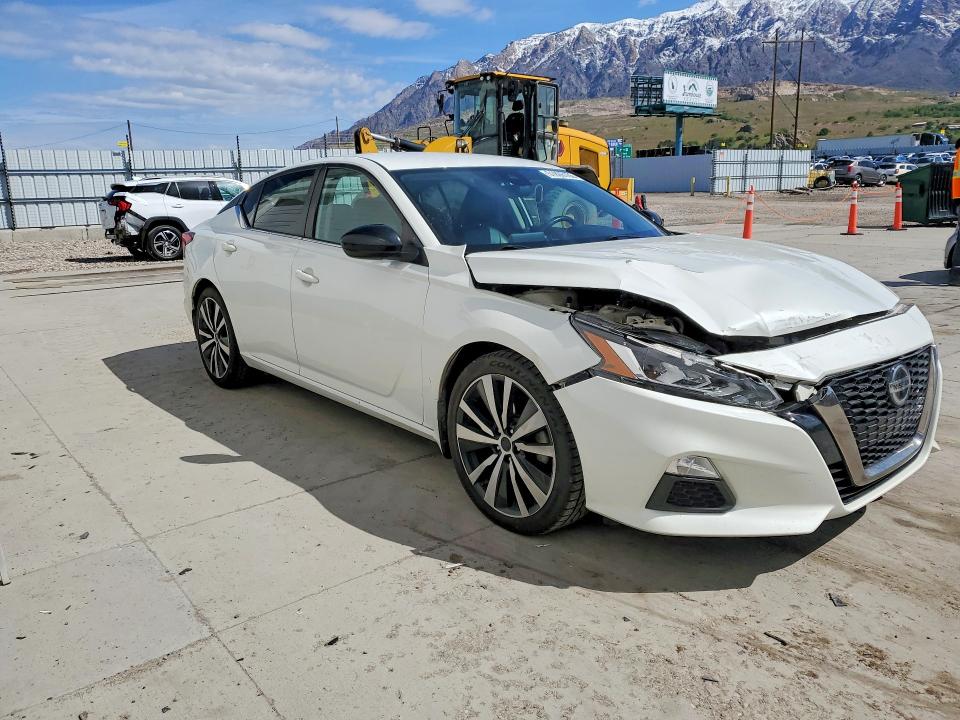 Продажа на аукционе авто 2020 Nissan Altima, vin: 1N4BL4CV7LN304731, номер лота: 51806186