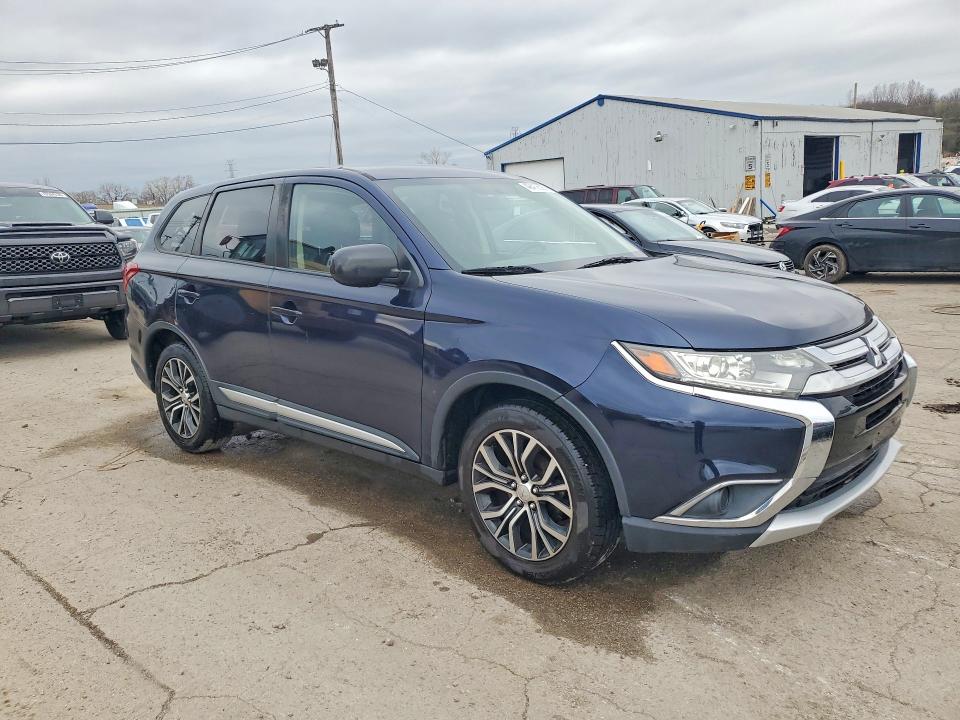 49419656 :رقم المزاد ، JA4AD2A33JJ003557 vin ، 2018 Mitsubishi Outlander مزاد بيع