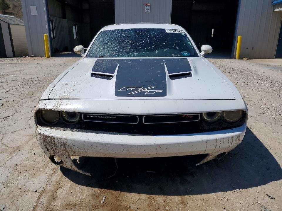 2015 Dodge Challenger მანქანა იყიდება აუქციონზე, vin: 2C3CDZFJ0FH700695, აუქციონის ნომერი: 49180066