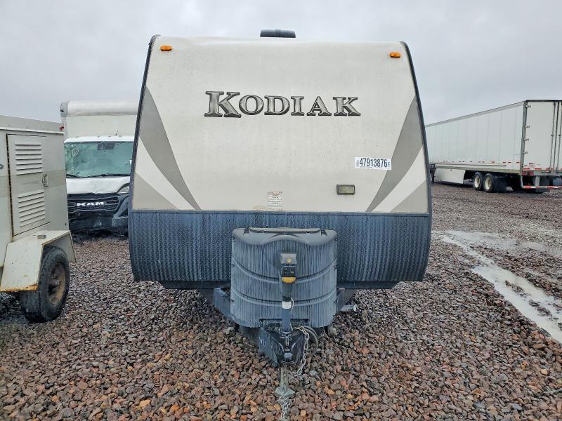 2015 Keystone Unknown მანქანა იყიდება აუქციონზე, vin: 4YDT29120FJ970796, აუქციონის ნომერი: 47913876