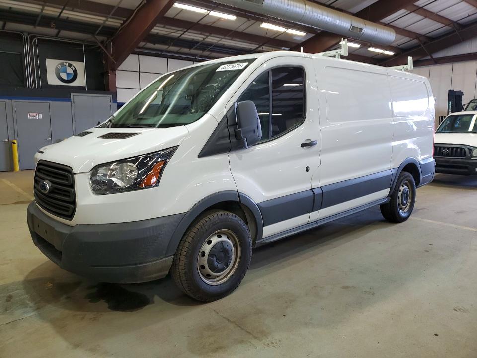 48825976 :رقم المزاد ، 1FTYE1ZM5JKA34750 vin ، 2018 Ford Transit مزاد بيع