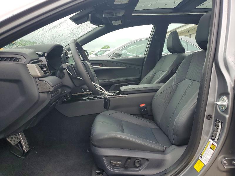 51447546 :رقم المزاد ، 4T1DAACK1SU560182 vin ، 2025 Toyota Camry مزاد بيع