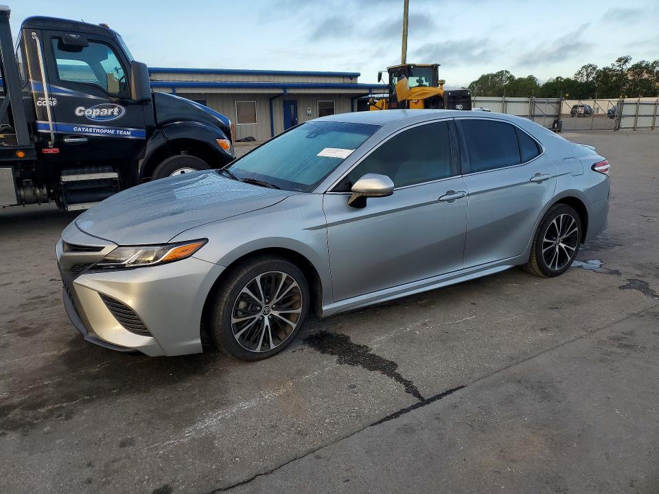 Продажа на аукционе авто 2020 Toyota Camry, vin: 4T1G11AK4LU956737, номер лота: 51142896