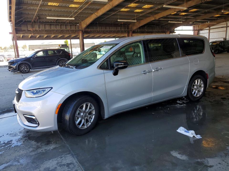 49366986 :رقم المزاد ، 2C4RC1BG1RR158106 vin ، 2024 Chrysler Pacifica مزاد بيع